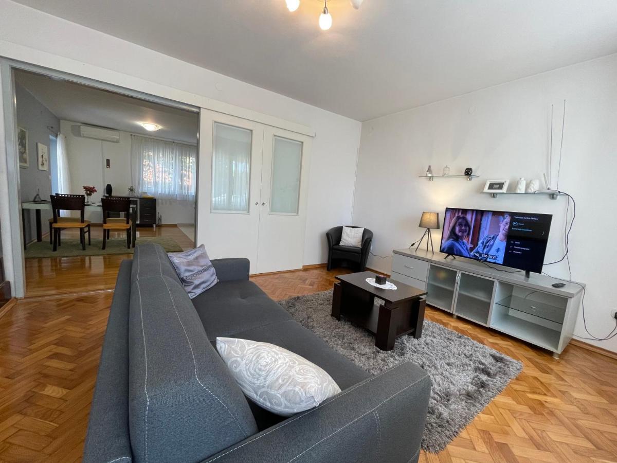 Old Town Seafront Apartment