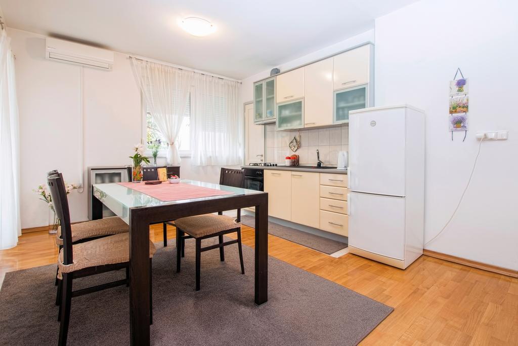 Apartment Old Town Seafront Zadar